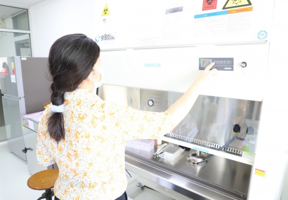 ภาพกิจกรรม  ศูนย์วิทยาศาสตร์และวิทยาศาสตร์ประยุกต์ จัดอบรมเชิงปฏิบัติการสกัด DNA จากตัวอย่างข้าว โดยใช้ชุด DNA extraction kit และการศึกษาวิธีการตรวจโควิด 19 ด้วยวิธี RT-PCR