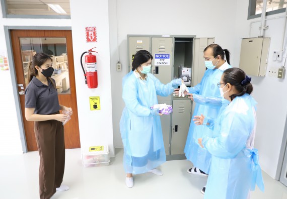 ภาพกิจกรรม  ศูนย์วิทยาศาสตร์และวิทยาศาสตร์ประยุกต์ จัดอบรมเชิงปฏิบัติการสกัด DNA จากตัวอย่างข้าว โดยใช้ชุด DNA extraction kit และการศึกษาวิธีการตรวจโควิด 19 ด้วยวิธี RT-PCR