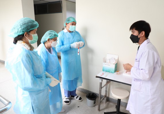 ภาพกิจกรรม  ศูนย์วิทยาศาสตร์และวิทยาศาสตร์ประยุกต์ จัดอบรมเชิงปฏิบัติการสกัด DNA จากตัวอย่างข้าว โดยใช้ชุด DNA extraction kit และการศึกษาวิธีการตรวจโควิด 19 ด้วยวิธี RT-PCR