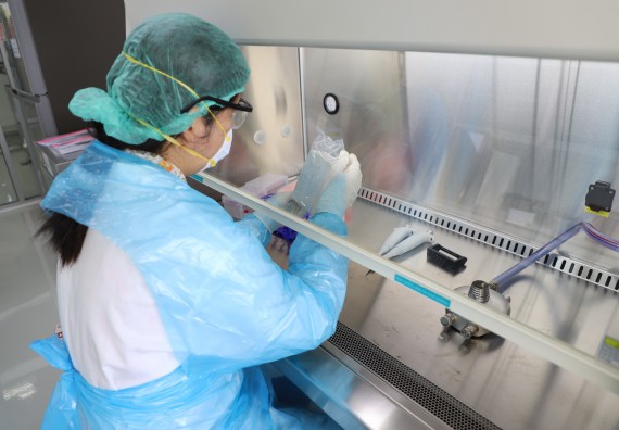 ภาพกิจกรรม  ศูนย์วิทยาศาสตร์และวิทยาศาสตร์ประยุกต์ จัดอบรมเชิงปฏิบัติการสกัด DNA จากตัวอย่างข้าว โดยใช้ชุด DNA extraction kit และการศึกษาวิธีการตรวจโควิด 19 ด้วยวิธี RT-PCR