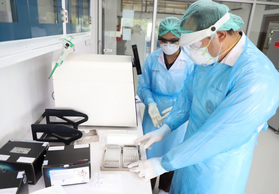 ภาพกิจกรรม  ศูนย์วิทยาศาสตร์และวิทยาศาสตร์ประยุกต์ จัดอบรมเชิงปฏิบัติการสกัด DNA จากตัวอย่างข้าว โดยใช้ชุด DNA extraction kit และการศึกษาวิธีการตรวจโควิด 19 ด้วยวิธี RT-PCR