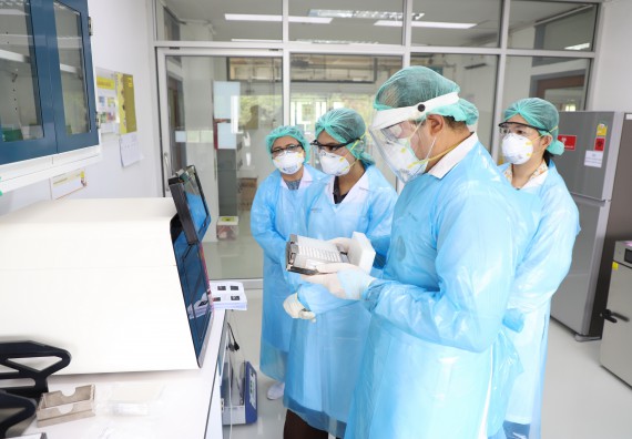 ภาพกิจกรรม  ศูนย์วิทยาศาสตร์และวิทยาศาสตร์ประยุกต์ จัดอบรมเชิงปฏิบัติการสกัด DNA จากตัวอย่างข้าว โดยใช้ชุด DNA extraction kit และการศึกษาวิธีการตรวจโควิด 19 ด้วยวิธี RT-PCR