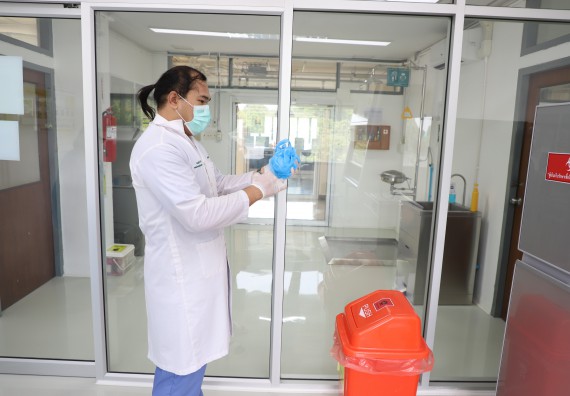 ภาพกิจกรรม  ศูนย์วิทยาศาสตร์และวิทยาศาสตร์ประยุกต์ จัดอบรมเชิงปฏิบัติการสกัด DNA จากตัวอย่างข้าว โดยใช้ชุด DNA extraction kit และการศึกษาวิธีการตรวจโควิด 19 ด้วยวิธี RT-PCR