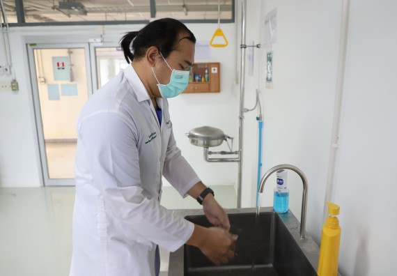 ภาพกิจกรรม  ศูนย์วิทยาศาสตร์และวิทยาศาสตร์ประยุกต์ จัดอบรมเชิงปฏิบัติการสกัด DNA จากตัวอย่างข้าว โดยใช้ชุด DNA extraction kit และการศึกษาวิธีการตรวจโควิด 19 ด้วยวิธี RT-PCR