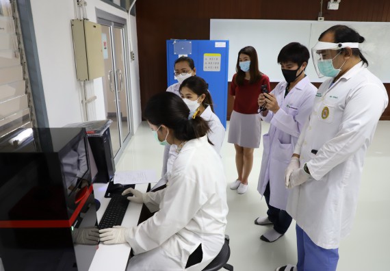 ภาพกิจกรรม  ศูนย์วิทยาศาสตร์และวิทยาศาสตร์ประยุกต์ จัดอบรมเชิงปฏิบัติการสกัด DNA จากตัวอย่างข้าว โดยใช้ชุด DNA extraction kit และการศึกษาวิธีการตรวจโควิด 19 ด้วยวิธี RT-PCR