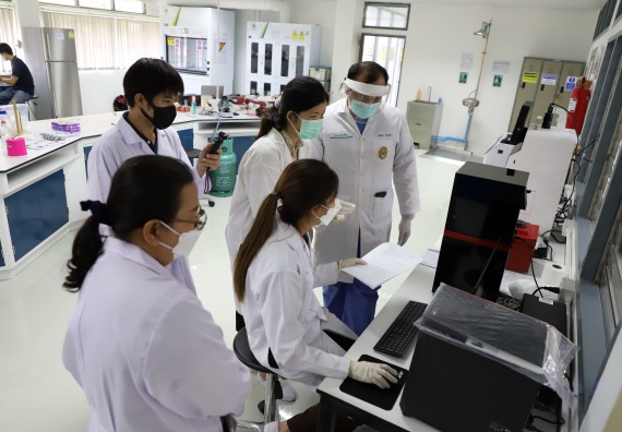 ภาพกิจกรรม  ศูนย์วิทยาศาสตร์และวิทยาศาสตร์ประยุกต์ จัดอบรมเชิงปฏิบัติการสกัด DNA จากตัวอย่างข้าว โดยใช้ชุด DNA extraction kit และการศึกษาวิธีการตรวจโควิด 19 ด้วยวิธี RT-PCR