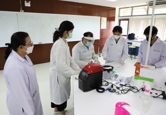 ภาพกิจกรรม  ศูนย์วิทยาศาสตร์และวิทยาศาสตร์ประยุกต์ จัดอบรมเชิงปฏิบัติการสกัด DNA จากตัวอย่างข้าว โดยใช้ชุด DNA extraction kit และการศึกษาวิธีการตรวจโควิด 19 ด้วยวิธี RT-PCR