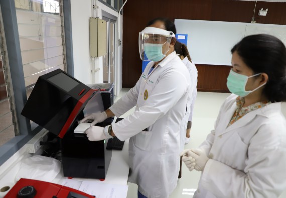 ภาพกิจกรรม  ศูนย์วิทยาศาสตร์และวิทยาศาสตร์ประยุกต์ จัดอบรมเชิงปฏิบัติการสกัด DNA จากตัวอย่างข้าว โดยใช้ชุด DNA extraction kit และการศึกษาวิธีการตรวจโควิด 19 ด้วยวิธี RT-PCR