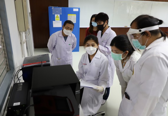 ภาพกิจกรรม  ศูนย์วิทยาศาสตร์และวิทยาศาสตร์ประยุกต์ จัดอบรมเชิงปฏิบัติการสกัด DNA จากตัวอย่างข้าว โดยใช้ชุด DNA extraction kit และการศึกษาวิธีการตรวจโควิด 19 ด้วยวิธี RT-PCR
