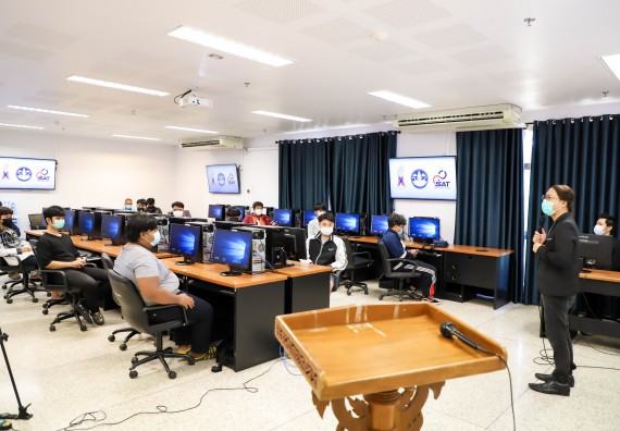 ภาพกิจกรรม  คณะวิทยาศาสตร์และเทคโนโลยี มรภ.กำแพงเพชร จัดอบรมเชิงปฏิบัติการ เรื่อง การเตรียมความพร้อมในการเป็นนักกีฬาอีสปอร์ตอาชีพ [E-sports Player] ระดับมหาวิทยาลัย เพื่อสู่ระดับชาติ