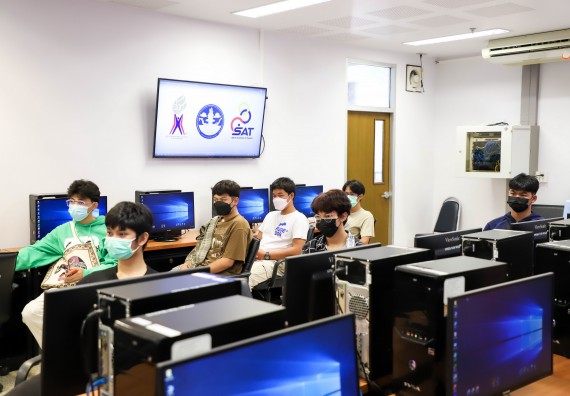 ภาพกิจกรรม  คณะวิทยาศาสตร์และเทคโนโลยี มรภ.กำแพงเพชร จัดอบรมเชิงปฏิบัติการ เรื่อง การเตรียมความพร้อมในการเป็นนักกีฬาอีสปอร์ตอาชีพ [E-sports Player] ระดับมหาวิทยาลัย เพื่อสู่ระดับชาติ