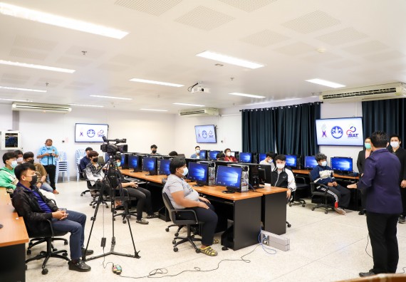 ภาพกิจกรรม  คณะวิทยาศาสตร์และเทคโนโลยี มรภ.กำแพงเพชร จัดอบรมเชิงปฏิบัติการ เรื่อง การเตรียมความพร้อมในการเป็นนักกีฬาอีสปอร์ตอาชีพ [E-sports Player] ระดับมหาวิทยาลัย เพื่อสู่ระดับชาติ