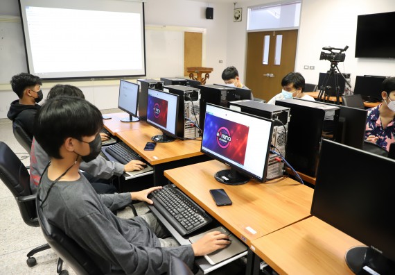 ภาพกิจกรรม  คณะวิทยาศาสตร์และเทคโนโลยี มรภ.กำแพงเพชร จัดอบรมเชิงปฏิบัติการ เรื่อง การเตรียมความพร้อมในการเป็นนักกีฬาอีสปอร์ตอาชีพ [E-sports Player] ระดับมหาวิทยาลัย เพื่อสู่ระดับชาติ