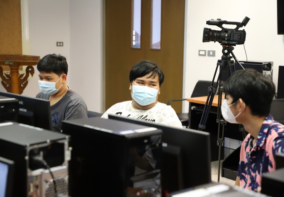 ภาพกิจกรรม  คณะวิทยาศาสตร์และเทคโนโลยี มรภ.กำแพงเพชร จัดอบรมเชิงปฏิบัติการ เรื่อง การเตรียมความพร้อมในการเป็นนักกีฬาอีสปอร์ตอาชีพ [E-sports Player] ระดับมหาวิทยาลัย เพื่อสู่ระดับชาติ