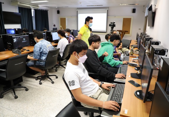 ภาพกิจกรรม  คณะวิทยาศาสตร์และเทคโนโลยี มรภ.กำแพงเพชร จัดอบรมเชิงปฏิบัติการ เรื่อง การเตรียมความพร้อมในการเป็นนักกีฬาอีสปอร์ตอาชีพ [E-sports Player] ระดับมหาวิทยาลัย เพื่อสู่ระดับชาติ