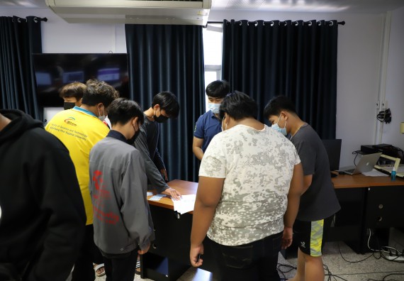 ภาพกิจกรรม  คณะวิทยาศาสตร์และเทคโนโลยี มรภ.กำแพงเพชร จัดอบรมเชิงปฏิบัติการ เรื่อง การเตรียมความพร้อมในการเป็นนักกีฬาอีสปอร์ตอาชีพ [E-sports Player] ระดับมหาวิทยาลัย เพื่อสู่ระดับชาติ