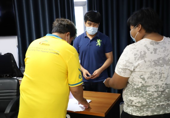 ภาพกิจกรรม  คณะวิทยาศาสตร์และเทคโนโลยี มรภ.กำแพงเพชร จัดอบรมเชิงปฏิบัติการ เรื่อง การเตรียมความพร้อมในการเป็นนักกีฬาอีสปอร์ตอาชีพ [E-sports Player] ระดับมหาวิทยาลัย เพื่อสู่ระดับชาติ