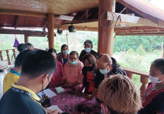 ภาพกิจกรรม  โปรแกรมวิชาเคมี จัดกิจกรรมผลิตภัณฑ์สบู่กลีเซอรีนชนิดก้อนผสมสมุนไพรจากแก่นมะขาม