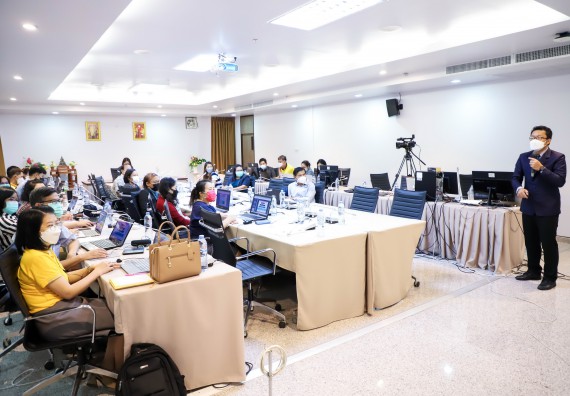 ภาพกิจกรรม  คณะวิทยาศาสตร์และเทคโนโลยี จัดโครงการอบรมเตรียมความพร้อมเพื่อขอกำหนดตำแหน่งทางวิชาการ