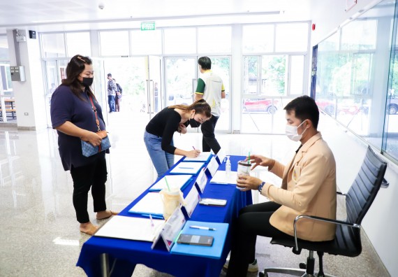 ภาพกิจกรรม  คณะวิทยาศาสตร์และเทคโนโลยี จัดอบรมเชิงปฏิบัติการ เรื่อง การถ่ายทอดเทคโนโลยีประชาสัมพันธ์เพื่อการตลาดและส่งเสริมการขาย