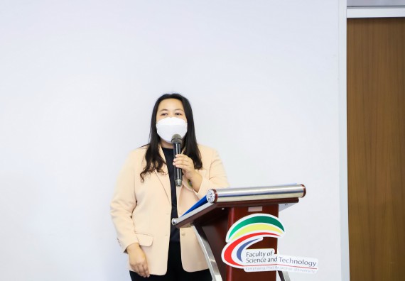 ภาพกิจกรรม  คณะวิทยาศาสตร์และเทคโนโลยี จัดอบรมเชิงปฏิบัติการ เรื่อง การถ่ายทอดเทคโนโลยีประชาสัมพันธ์เพื่อการตลาดและส่งเสริมการขาย