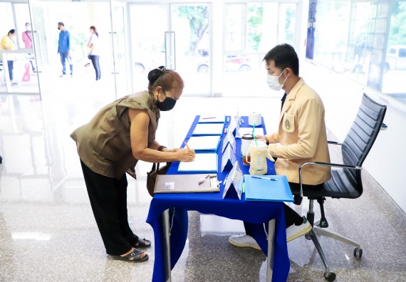 ภาพกิจกรรม  คณะวิทยาศาสตร์และเทคโนโลยี จัดอบรมเชิงปฏิบัติการ เรื่อง การถ่ายทอดเทคโนโลยีประชาสัมพันธ์เพื่อการตลาดและส่งเสริมการขาย