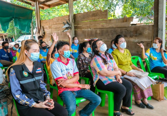 ภาพกิจกรรมคณะวิทยาศาสตร์และเทคโนโลยี จัดอบรมเชิงปฏิบัติการ เรื่อง การปั่นด้ายจากใยกล้วยผสมฝ้าย