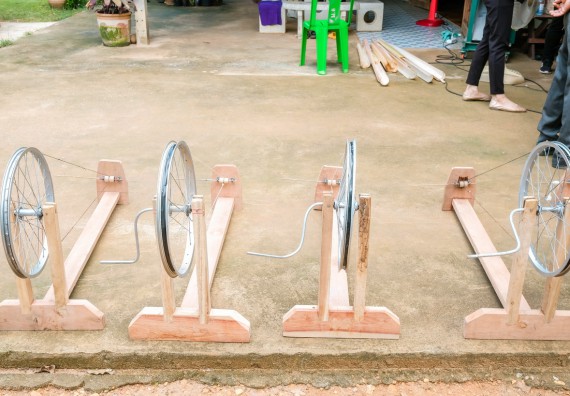 ภาพกิจกรรมคณะวิทยาศาสตร์และเทคโนโลยี จัดอบรมเชิงปฏิบัติการ เรื่อง การปั่นด้ายจากใยกล้วยผสมฝ้าย