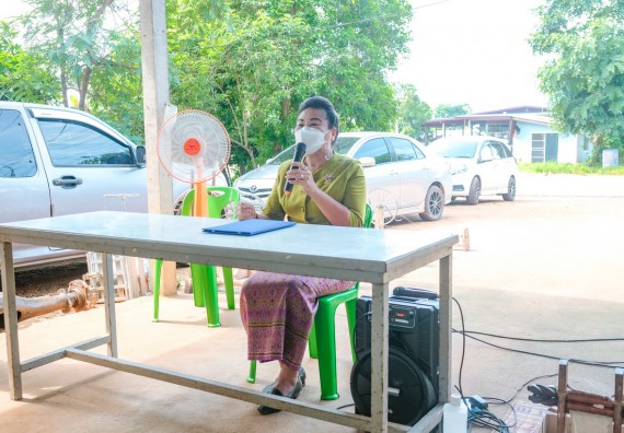 ภาพกิจกรรมคณะวิทยาศาสตร์และเทคโนโลยี จัดอบรมเชิงปฏิบัติการ เรื่อง การปั่นด้ายจากใยกล้วยผสมฝ้าย