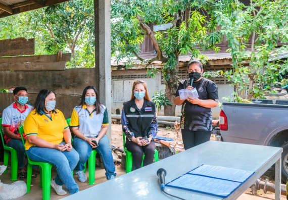 ภาพกิจกรรมคณะวิทยาศาสตร์และเทคโนโลยี จัดอบรมเชิงปฏิบัติการ เรื่อง การปั่นด้ายจากใยกล้วยผสมฝ้าย