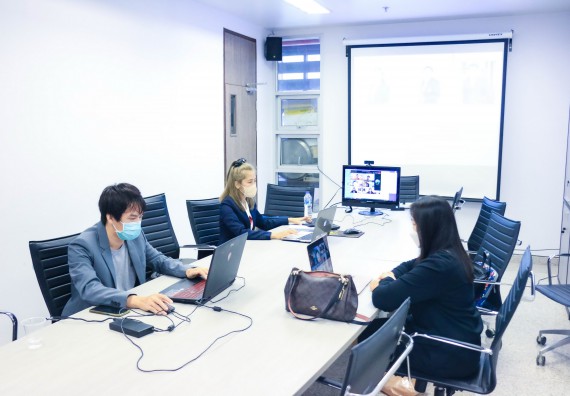 ภาพกิจกรรม  หลักสูตรสาขาวิชาเคมี (ค.บ.) จัดกิจกรรมตรวจประเมินคุณภาพภายในในรูปแบบการประเมินคุณภาพการศึกษาผ่านสื่ออิเล็กทรอนิกส์ ปีการศึกษา 2565