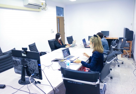 ภาพกิจกรรม  หลักสูตรสาขาวิชาเคมี (ค.บ.) จัดกิจกรรมตรวจประเมินคุณภาพภายในในรูปแบบการประเมินคุณภาพการศึกษาผ่านสื่ออิเล็กทรอนิกส์ ปีการศึกษา 2565