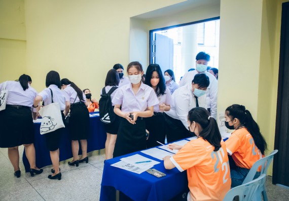 ภาพกิจกรรม  คณะวิทยาศาสตร์และเทคโนโลยี จัดกิจกรรมรักแรกผูกจิตนักศึกษาวิทยาศาสตร์และเทคโนโลยี ปฐมนิเทศนักศึกษาใหม่ คณะวิทยาศาสตร์และเทคโนโลยี ประจำปี 2565