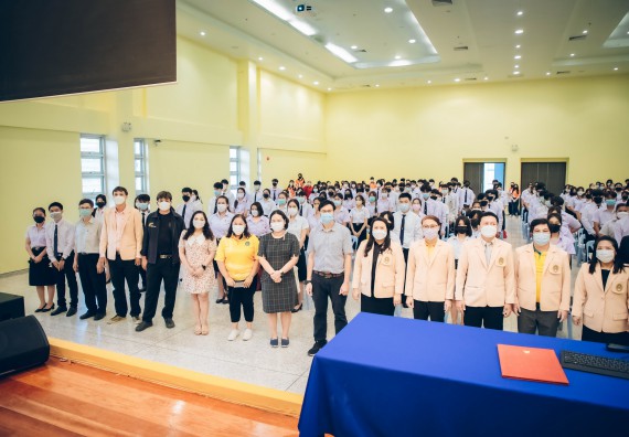 ภาพกิจกรรม  คณะวิทยาศาสตร์และเทคโนโลยี จัดกิจกรรมรักแรกผูกจิตนักศึกษาวิทยาศาสตร์และเทคโนโลยี ปฐมนิเทศนักศึกษาใหม่ คณะวิทยาศาสตร์และเทคโนโลยี ประจำปี 2565