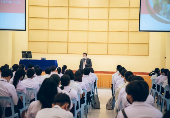 ภาพกิจกรรม  คณะวิทยาศาสตร์และเทคโนโลยี จัดกิจกรรมรักแรกผูกจิตนักศึกษาวิทยาศาสตร์และเทคโนโลยี ปฐมนิเทศนักศึกษาใหม่ คณะวิทยาศาสตร์และเทคโนโลยี ประจำปี 2565