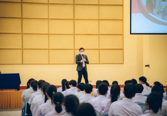 ภาพกิจกรรม  คณะวิทยาศาสตร์และเทคโนโลยี จัดกิจกรรมรักแรกผูกจิตนักศึกษาวิทยาศาสตร์และเทคโนโลยี ปฐมนิเทศนักศึกษาใหม่ คณะวิทยาศาสตร์และเทคโนโลยี ประจำปี 2565