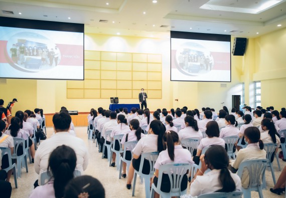 ภาพกิจกรรม  คณะวิทยาศาสตร์และเทคโนโลยี จัดกิจกรรมรักแรกผูกจิตนักศึกษาวิทยาศาสตร์และเทคโนโลยี ปฐมนิเทศนักศึกษาใหม่ คณะวิทยาศาสตร์และเทคโนโลยี ประจำปี 2565