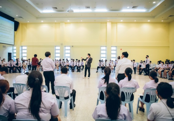 ภาพกิจกรรม  คณะวิทยาศาสตร์และเทคโนโลยี จัดกิจกรรมรักแรกผูกจิตนักศึกษาวิทยาศาสตร์และเทคโนโลยี ปฐมนิเทศนักศึกษาใหม่ คณะวิทยาศาสตร์และเทคโนโลยี ประจำปี 2565