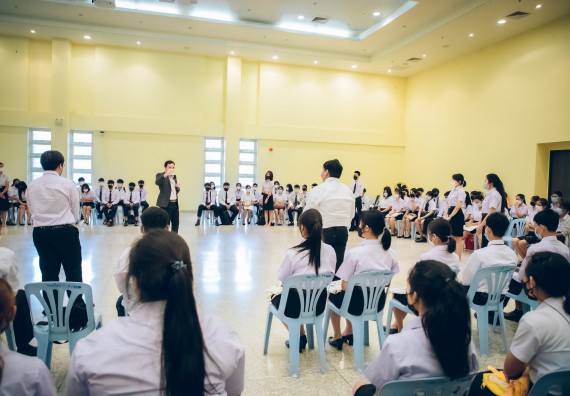 ภาพกิจกรรม  คณะวิทยาศาสตร์และเทคโนโลยี จัดกิจกรรมรักแรกผูกจิตนักศึกษาวิทยาศาสตร์และเทคโนโลยี ปฐมนิเทศนักศึกษาใหม่ คณะวิทยาศาสตร์และเทคโนโลยี ประจำปี 2565