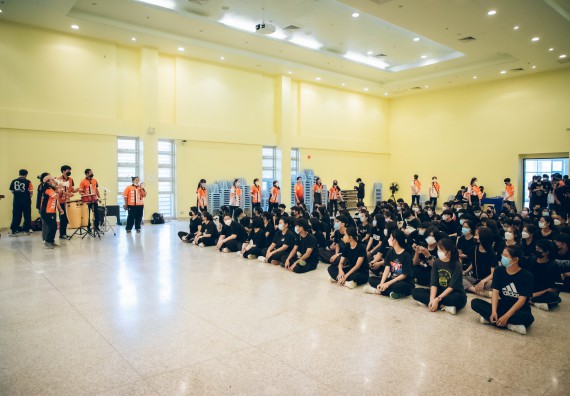 ภาพกิจกรรม  คณะวิทยาศาสตร์และเทคโนโลยี จัดกิจกรรมรักแรกผูกจิตนักศึกษาวิทยาศาสตร์และเทคโนโลยี ปฐมนิเทศนักศึกษาใหม่ คณะวิทยาศาสตร์และเทคโนโลยี ประจำปี 2565