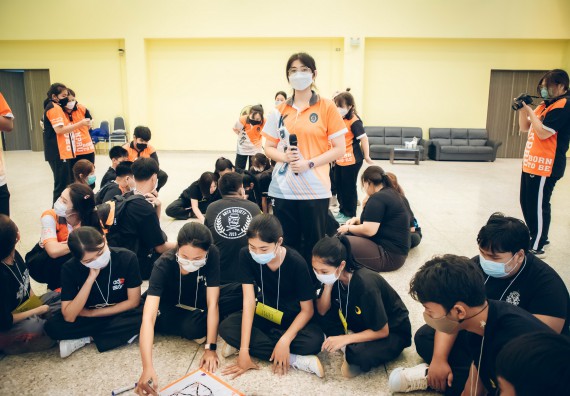 ภาพกิจกรรม  คณะวิทยาศาสตร์และเทคโนโลยี จัดกิจกรรมรักแรกผูกจิตนักศึกษาวิทยาศาสตร์และเทคโนโลยี ปฐมนิเทศนักศึกษาใหม่ คณะวิทยาศาสตร์และเทคโนโลยี ประจำปี 2565