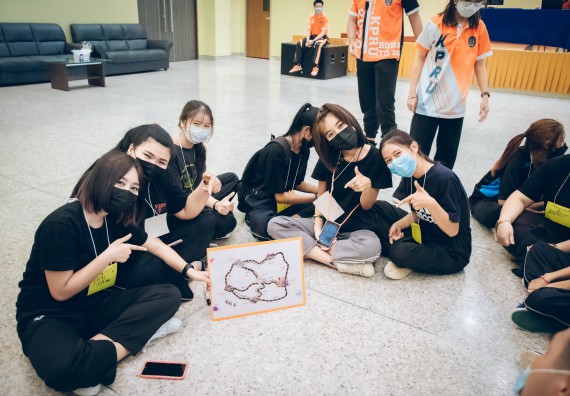 ภาพกิจกรรม  คณะวิทยาศาสตร์และเทคโนโลยี จัดกิจกรรมรักแรกผูกจิตนักศึกษาวิทยาศาสตร์และเทคโนโลยี ปฐมนิเทศนักศึกษาใหม่ คณะวิทยาศาสตร์และเทคโนโลยี ประจำปี 2565