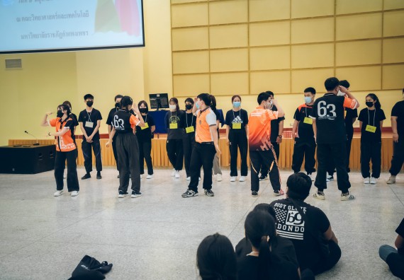 ภาพกิจกรรม  คณะวิทยาศาสตร์และเทคโนโลยี จัดกิจกรรมรักแรกผูกจิตนักศึกษาวิทยาศาสตร์และเทคโนโลยี ปฐมนิเทศนักศึกษาใหม่ คณะวิทยาศาสตร์และเทคโนโลยี ประจำปี 2565