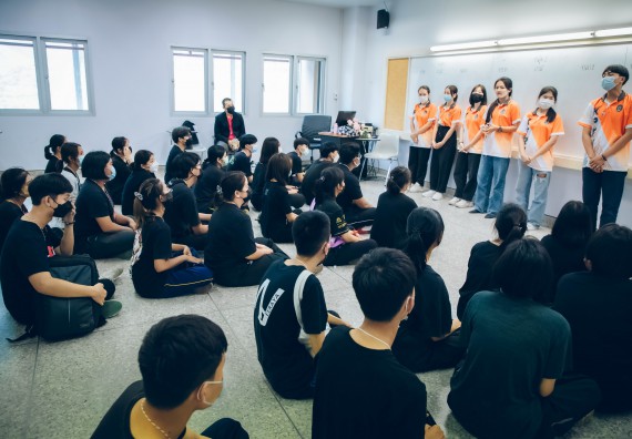 ภาพกิจกรรม  คณะวิทยาศาสตร์และเทคโนโลยี จัดกิจกรรมรักแรกผูกจิตนักศึกษาวิทยาศาสตร์และเทคโนโลยี ปฐมนิเทศนักศึกษาใหม่ คณะวิทยาศาสตร์และเทคโนโลยี ประจำปี 2565