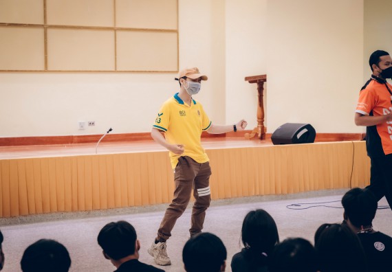 ภาพกิจกรรม  คณะวิทยาศาสตร์และเทคโนโลยี จัดกิจกรรมรักแรกผูกจิตนักศึกษาวิทยาศาสตร์และเทคโนโลยี ปฐมนิเทศนักศึกษาใหม่ คณะวิทยาศาสตร์และเทคโนโลยี ประจำปี 2565