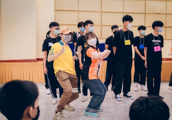 ภาพกิจกรรม  คณะวิทยาศาสตร์และเทคโนโลยี จัดกิจกรรมรักแรกผูกจิตนักศึกษาวิทยาศาสตร์และเทคโนโลยี ปฐมนิเทศนักศึกษาใหม่ คณะวิทยาศาสตร์และเทคโนโลยี ประจำปี 2565