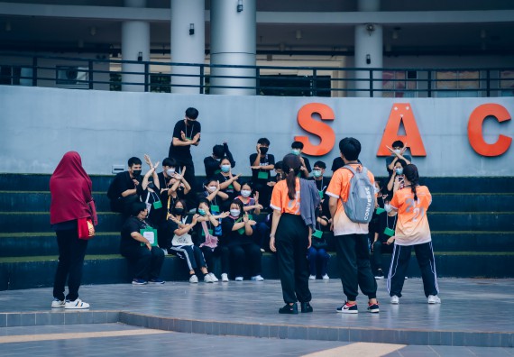 ภาพกิจกรรม  คณะวิทยาศาสตร์และเทคโนโลยี จัดกิจกรรมรักแรกผูกจิตนักศึกษาวิทยาศาสตร์และเทคโนโลยี ปฐมนิเทศนักศึกษาใหม่ คณะวิทยาศาสตร์และเทคโนโลยี ประจำปี 2565