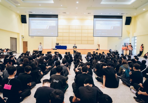 ภาพกิจกรรม  คณะวิทยาศาสตร์และเทคโนโลยี จัดกิจกรรมรักแรกผูกจิตนักศึกษาวิทยาศาสตร์และเทคโนโลยี ปฐมนิเทศนักศึกษาใหม่ คณะวิทยาศาสตร์และเทคโนโลยี ประจำปี 2565