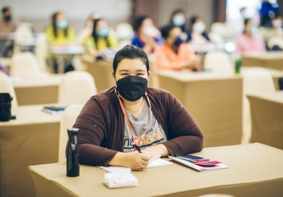 ภาพกิจกรรม  คณาจารย์และบุคลากร คณะวิทยาศาสตร์และเทคโนโลยี เข้าร่วมอบรมโครงการอบรมเชิงปฏิบัติการพัฒนาทักษะวิศวกรสังคมสำหรับอาจารย์ KPRU