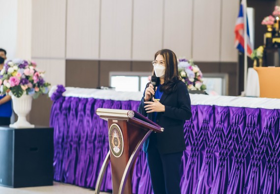 ภาพกิจกรรม  คณาจารย์และบุคลากร คณะวิทยาศาสตร์และเทคโนโลยี เข้าร่วมอบรมโครงการอบรมเชิงปฏิบัติการพัฒนาทักษะวิศวกรสังคมสำหรับอาจารย์ KPRU